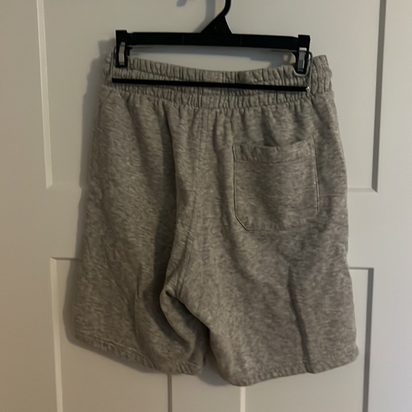 H&M shorts - Picture 2 of 2